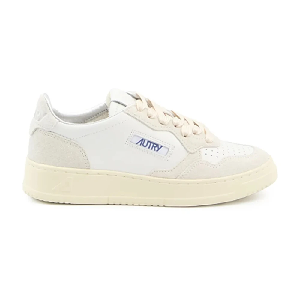 Autry White Sneakers, Female, 3 Uk, Medalist Low