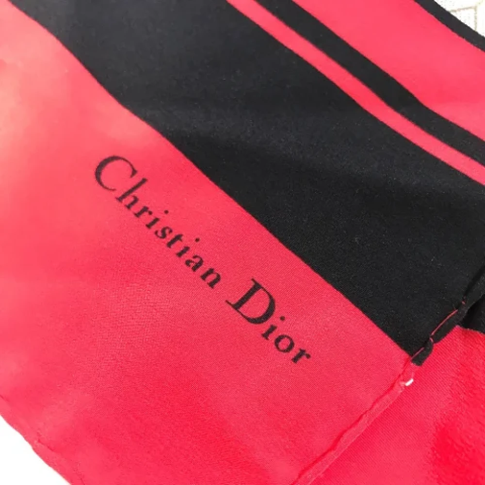 Dior Vintage Pre-owned Silk scarves Beige Dames