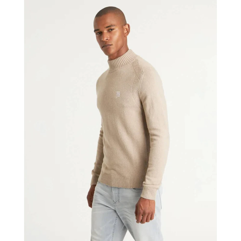 Chasin Mock Neck Pullover in Trendy Stijl Beige Heren