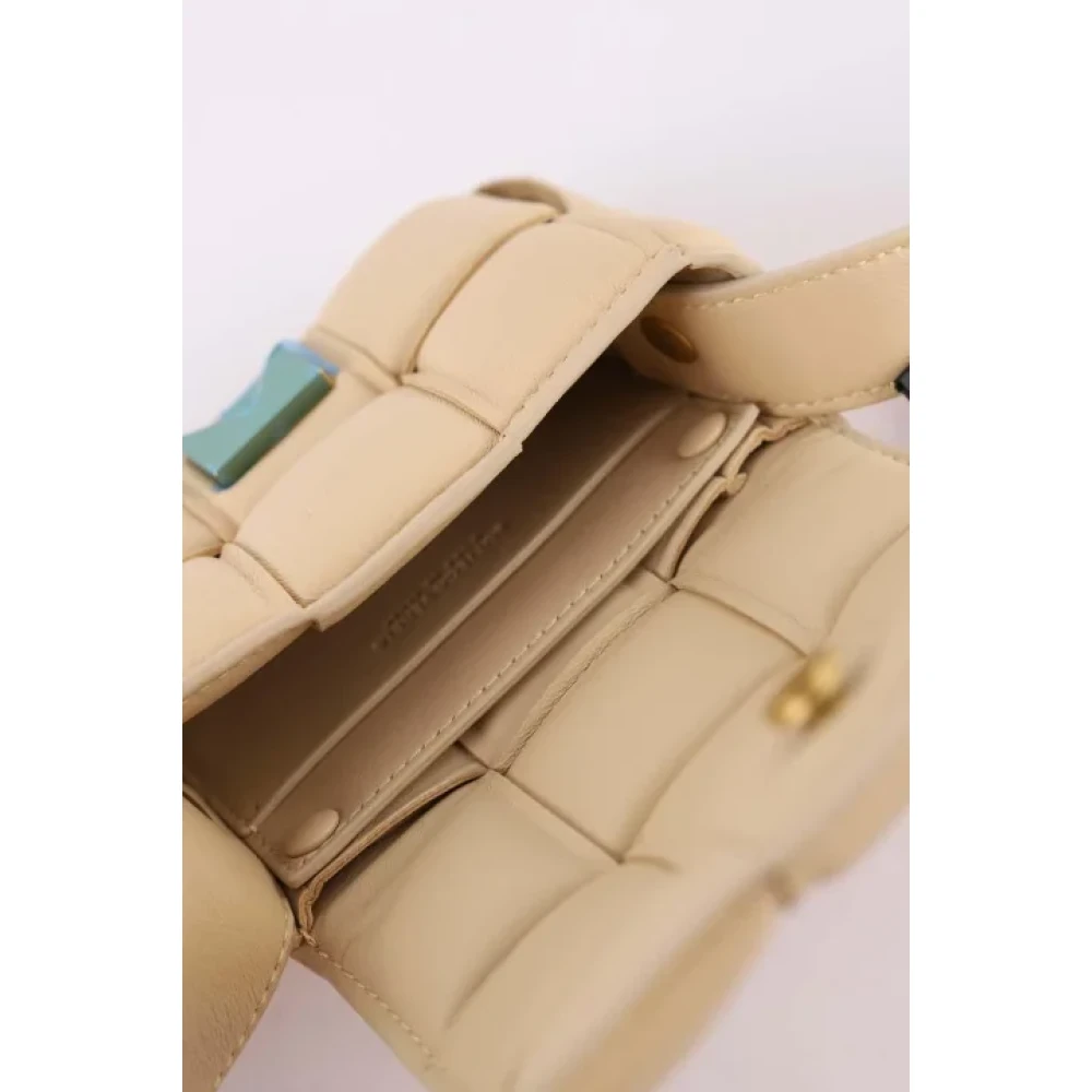Bottega Veneta Vintage Pre-owned Leather shoulder-bags Beige Dames