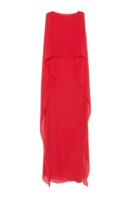 Båthalsklänning med draperad cape