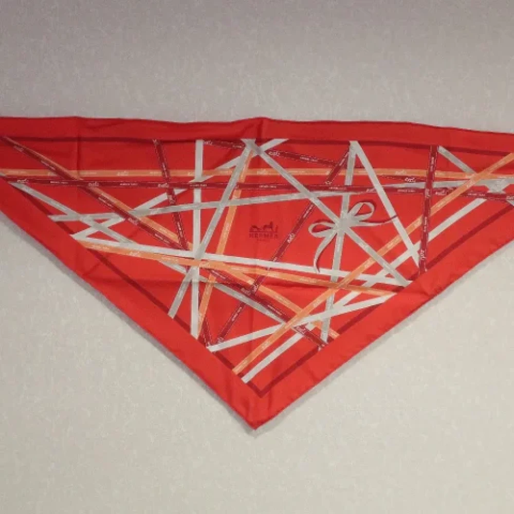 Hermès Vintage Pre-owned Silk scarves Orange Dames