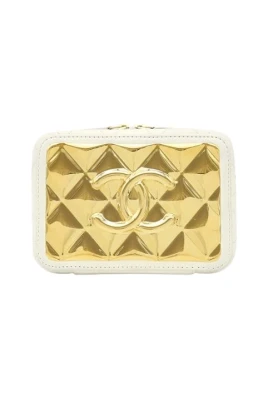 Pre-owned Quilted Lambskin Crossbody Bag