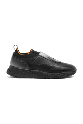 casual-sneakers-for-everyday-wear