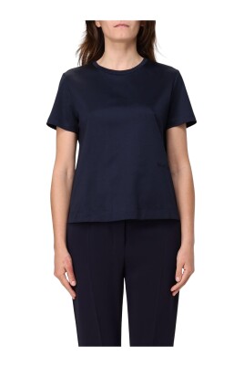 sort-t-shirt-med-korte-aermer
