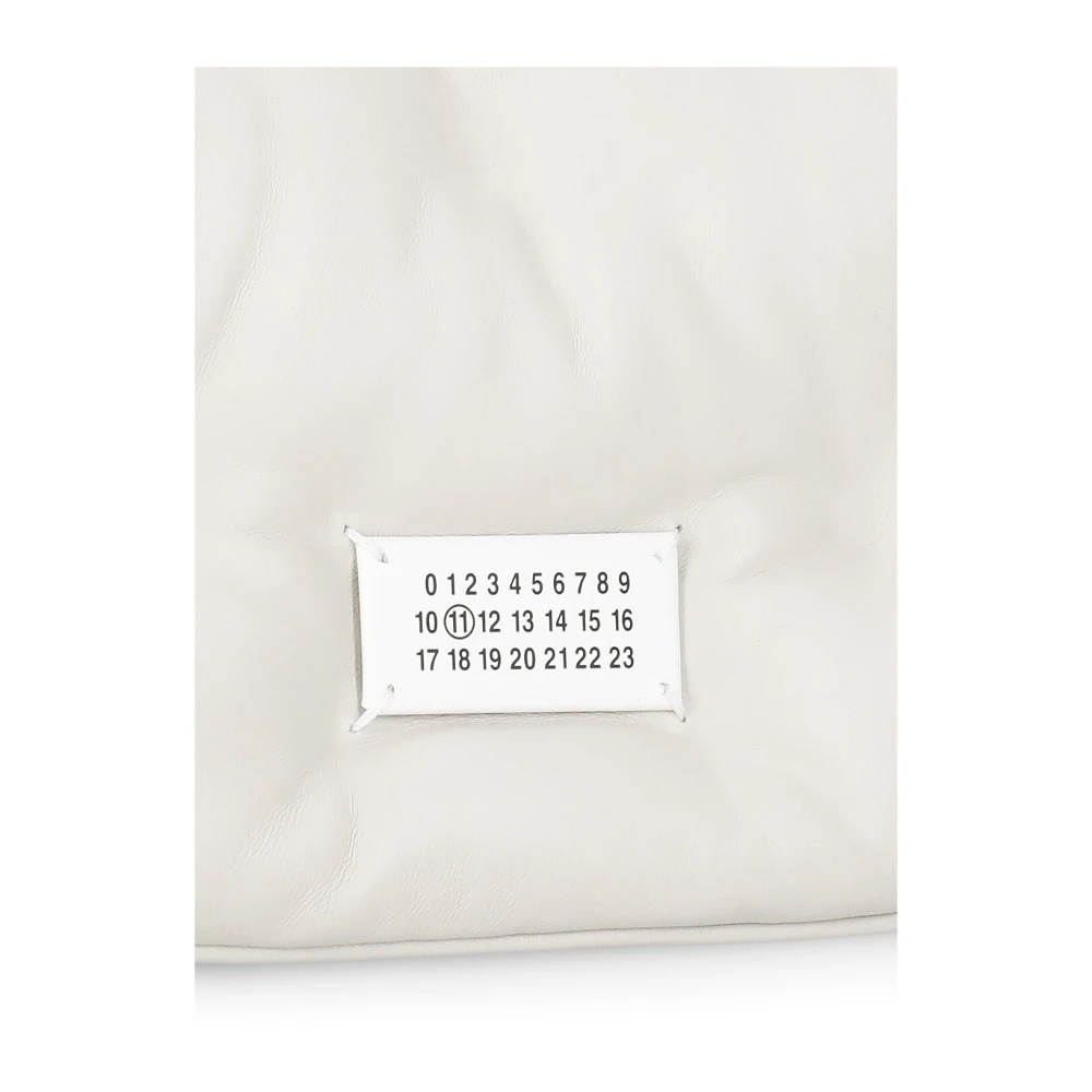 Maison Margiela Gewatteerde leren schoudertas met magnetische sluiting Beige Dames