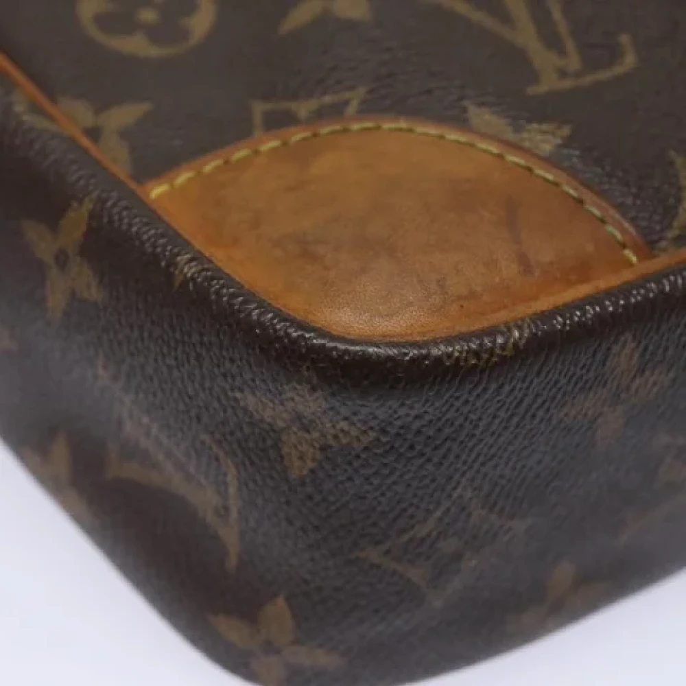 Louis Vuitton Vintage Pre-owned Canvas clutches Brown Dames