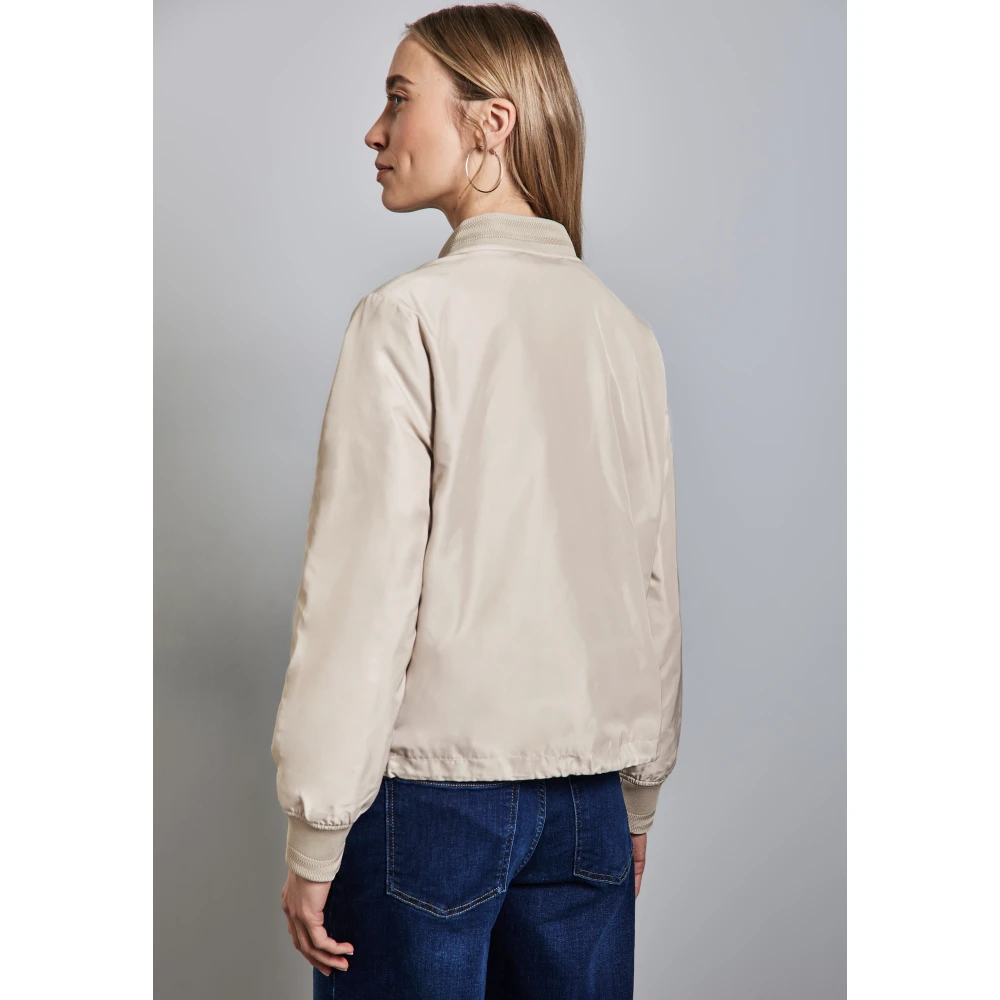 Street One Korte Stijlvolle Jas met Trekkoordzoom Beige Dames