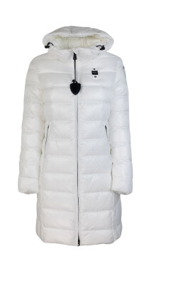 manteau-blanc-a-motif-a-carreaux