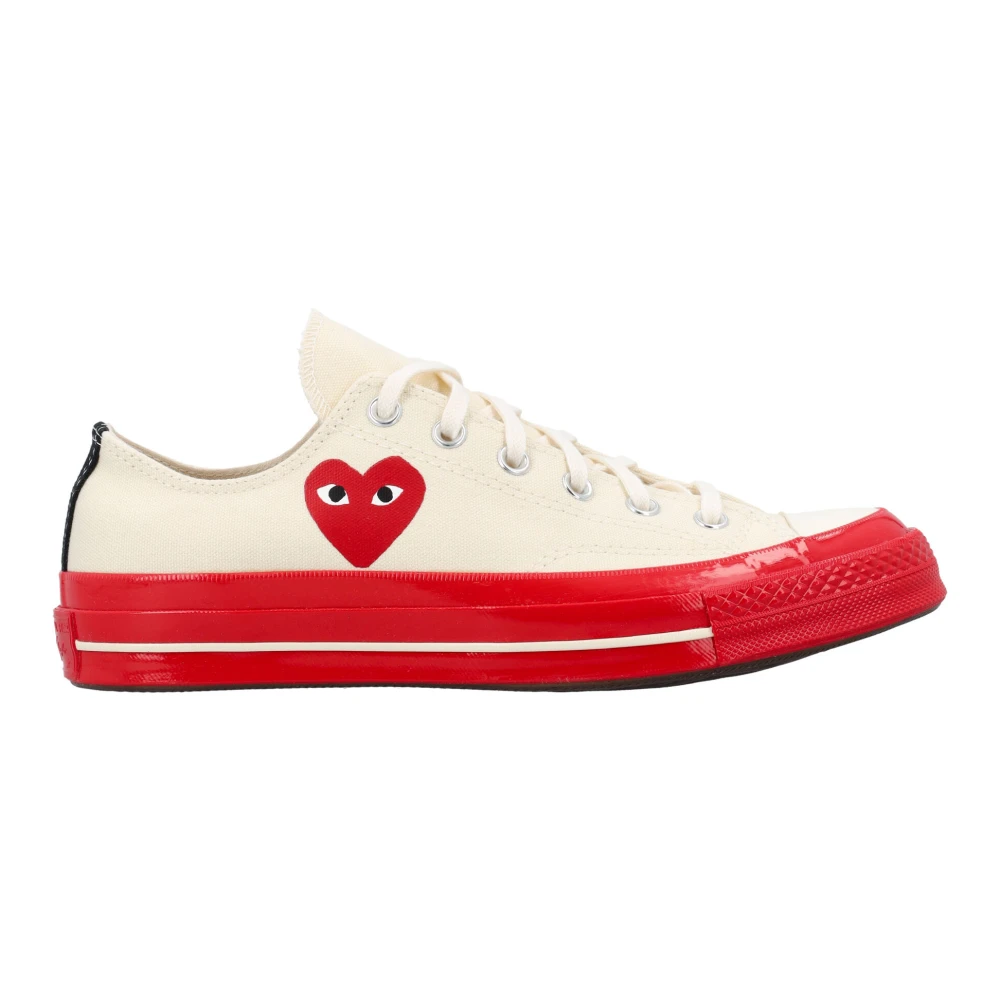 Comme des Garçons Play Röd Hjärta Chuck 70 Lågtop Sneakers Beige, Dam