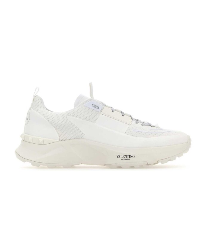 witte-sneakers-true-act-aw24