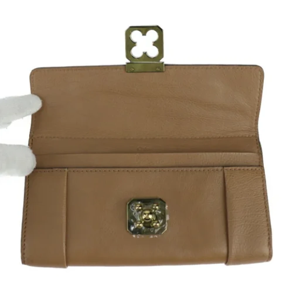Chloé Pre-owned Leather wallets Brown Unisex