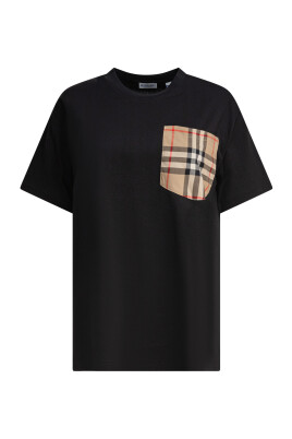 black-crew-neck-t-shirt-with-check-pocket