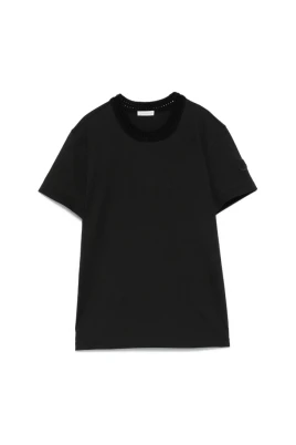 Svart T-shirt i bomull med virkad detalj
