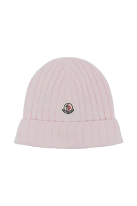 Ullmössa med Moncler-logga