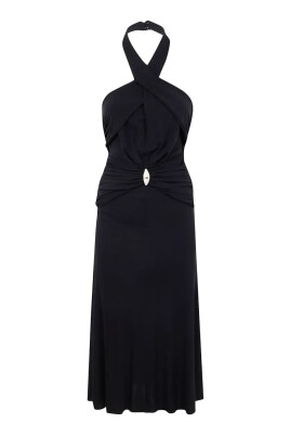 robe-longue-noire-dos-nu