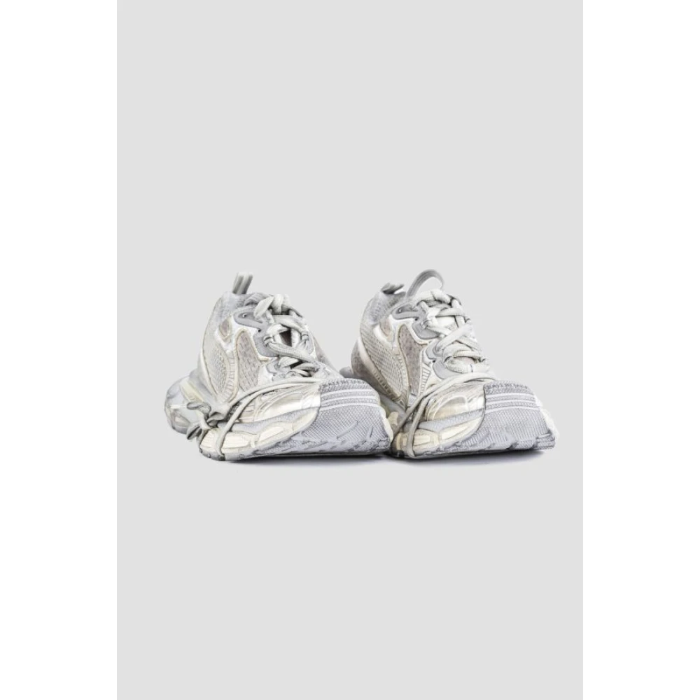 Balenciaga Metallic Effect Sneakers met Overdreven Zool Gray Heren