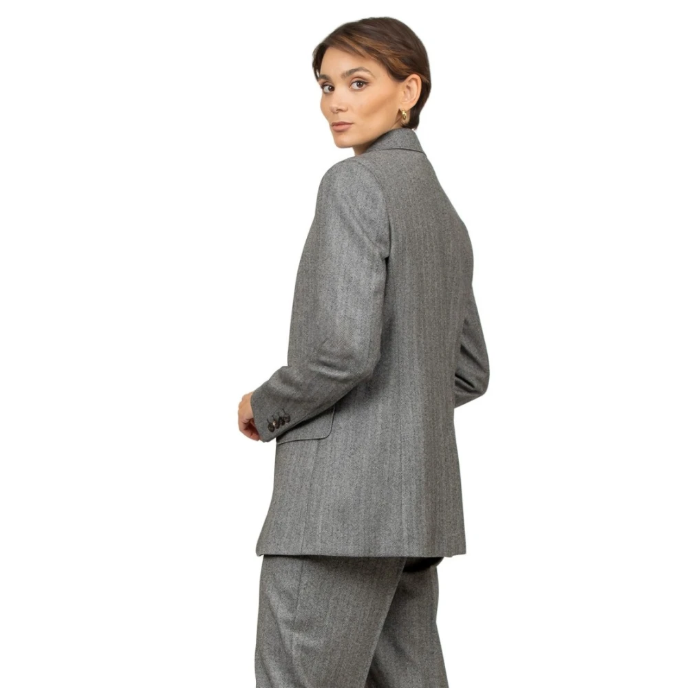 Max Mara Studio Grijze en Zwarte Wol Spigata Jas Gray Dames
