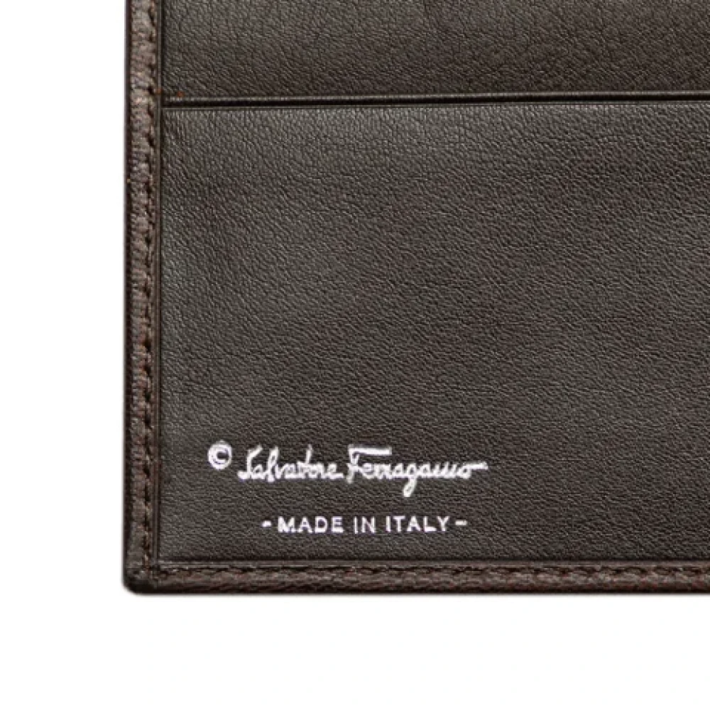 Salvatore Ferragamo Pre-owned Leather wallets Brown Dames