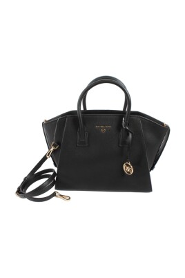 sac-noir-pour-femme-style-avril