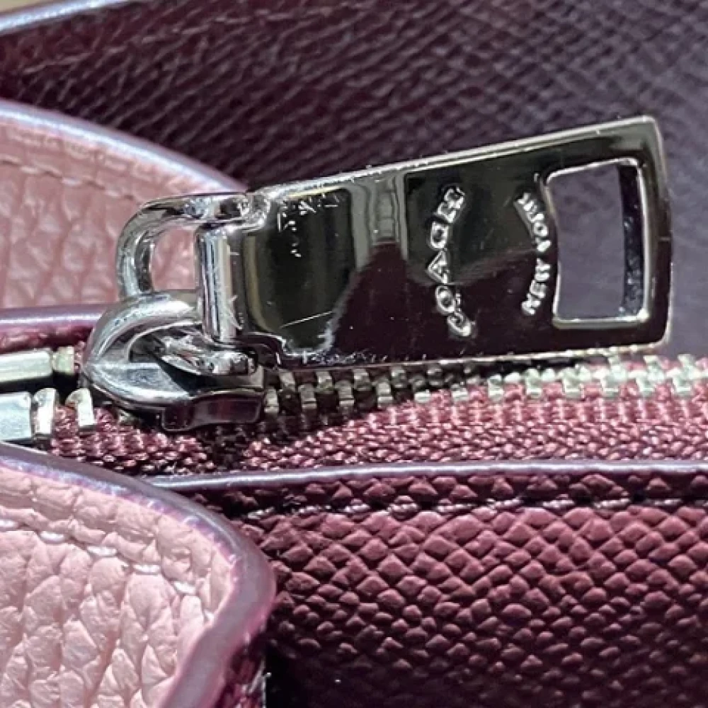 Coach Pre-owned Leather handbags Pink Dames