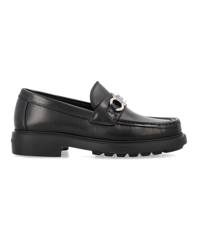 gancini-plaque-slip-on-loafers