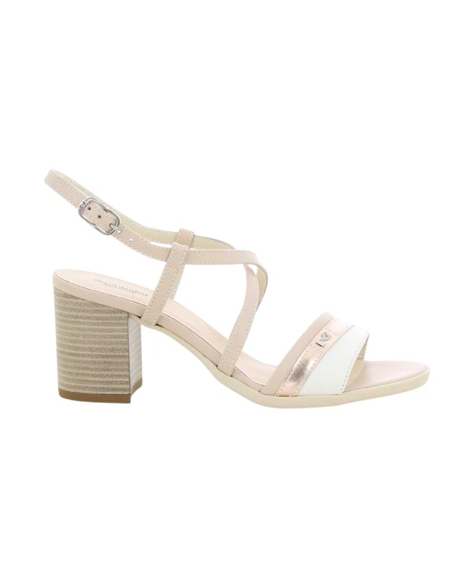 sandales-a-talons-hauts