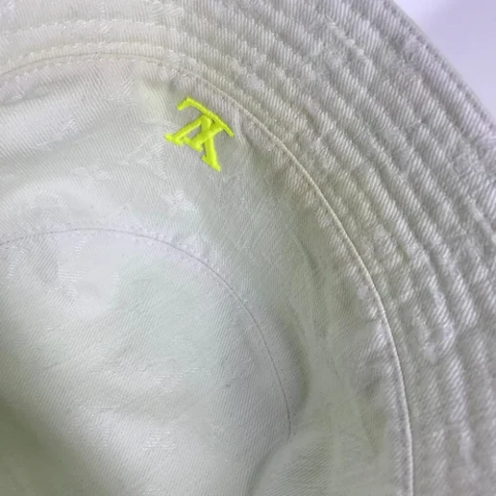 Louis Vuitton Vintage Pre-owned Cotton hats Yellow Dames