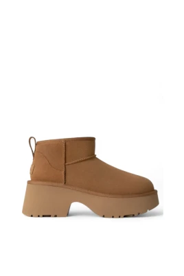 Classic Ultra Mini New Heights Boots Chestnut