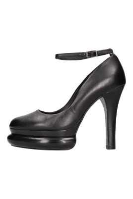 Ella Pumps