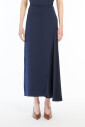 jupe-midi-satinee-bleue-avec-fente