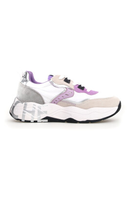 pink-sneakers-for-women-elegant-style