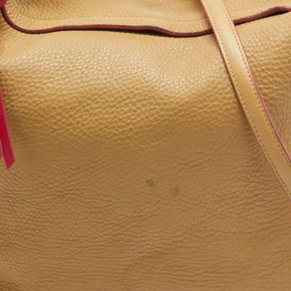 Coach Pre-owned Leather handbags Beige Dames