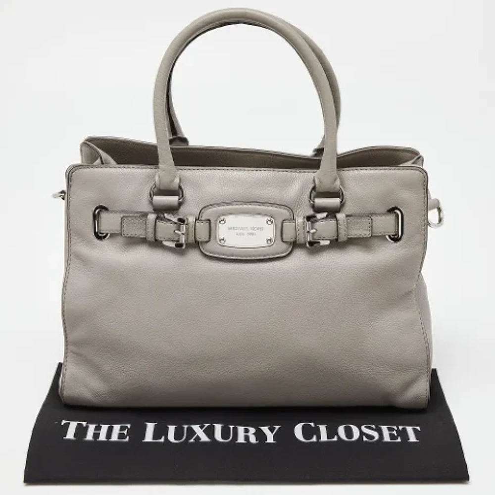 Michael Kors Pre-owned Leather totes Gray Dames