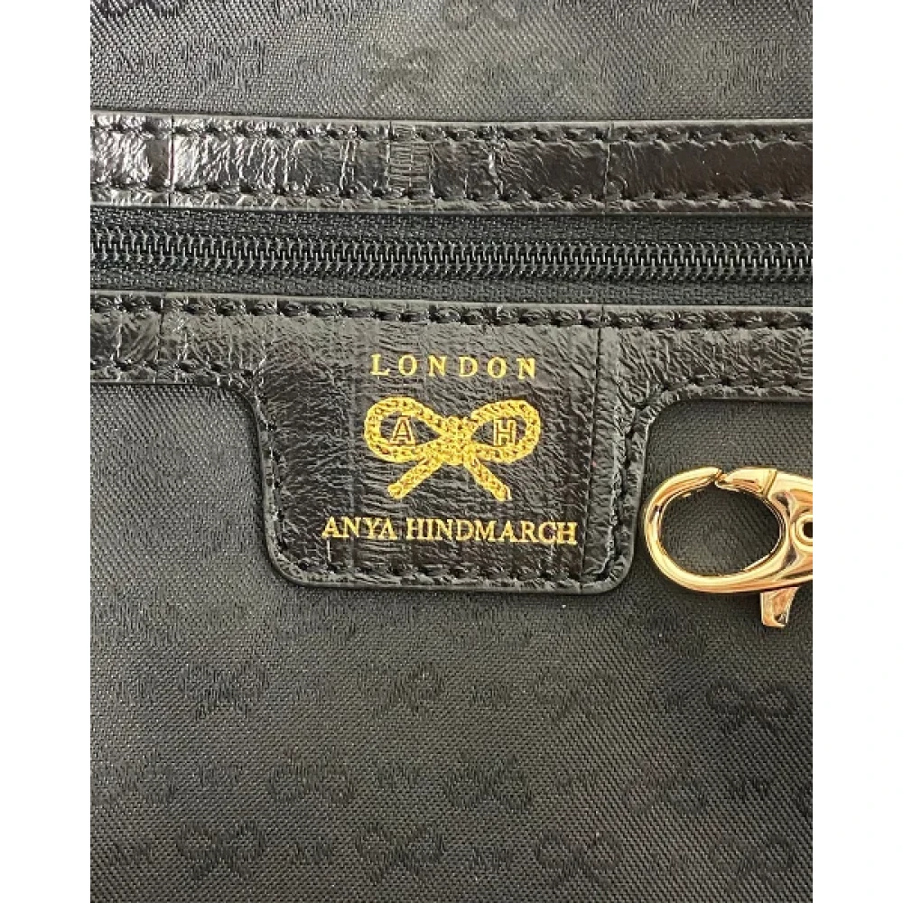 Anya Hindmarch Pre-owned Leather clutches Black Dames
