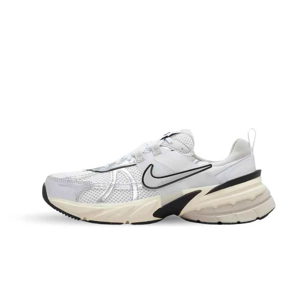 Nike Women's Gray Running Shoes, 6 Uk, V2k Run Summit White Metallic Silver