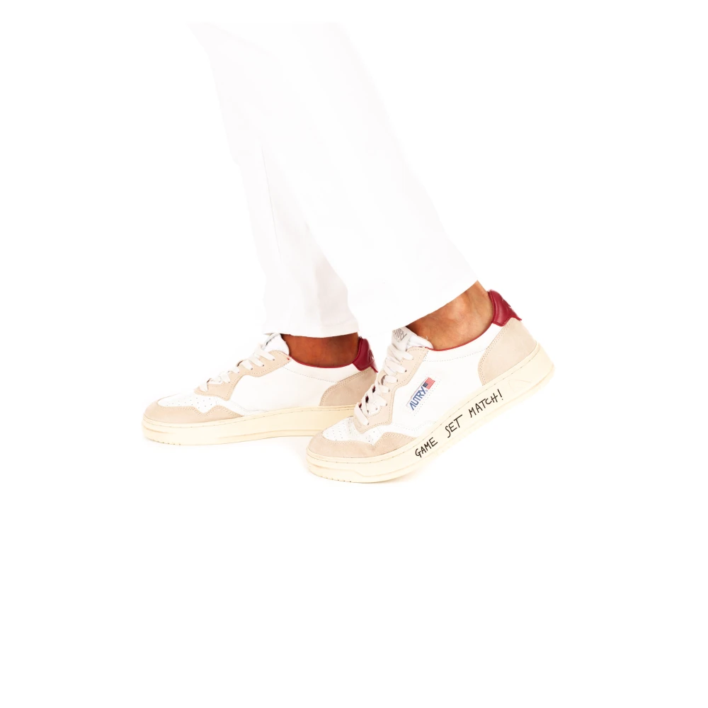 Vintage-inspirerede hvide flade sko