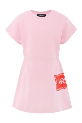 robe-rose-decontractee-a-manches-courtes