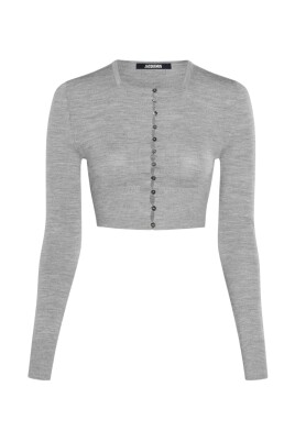 gilet-court-gris-avec-boutons-en-nacre