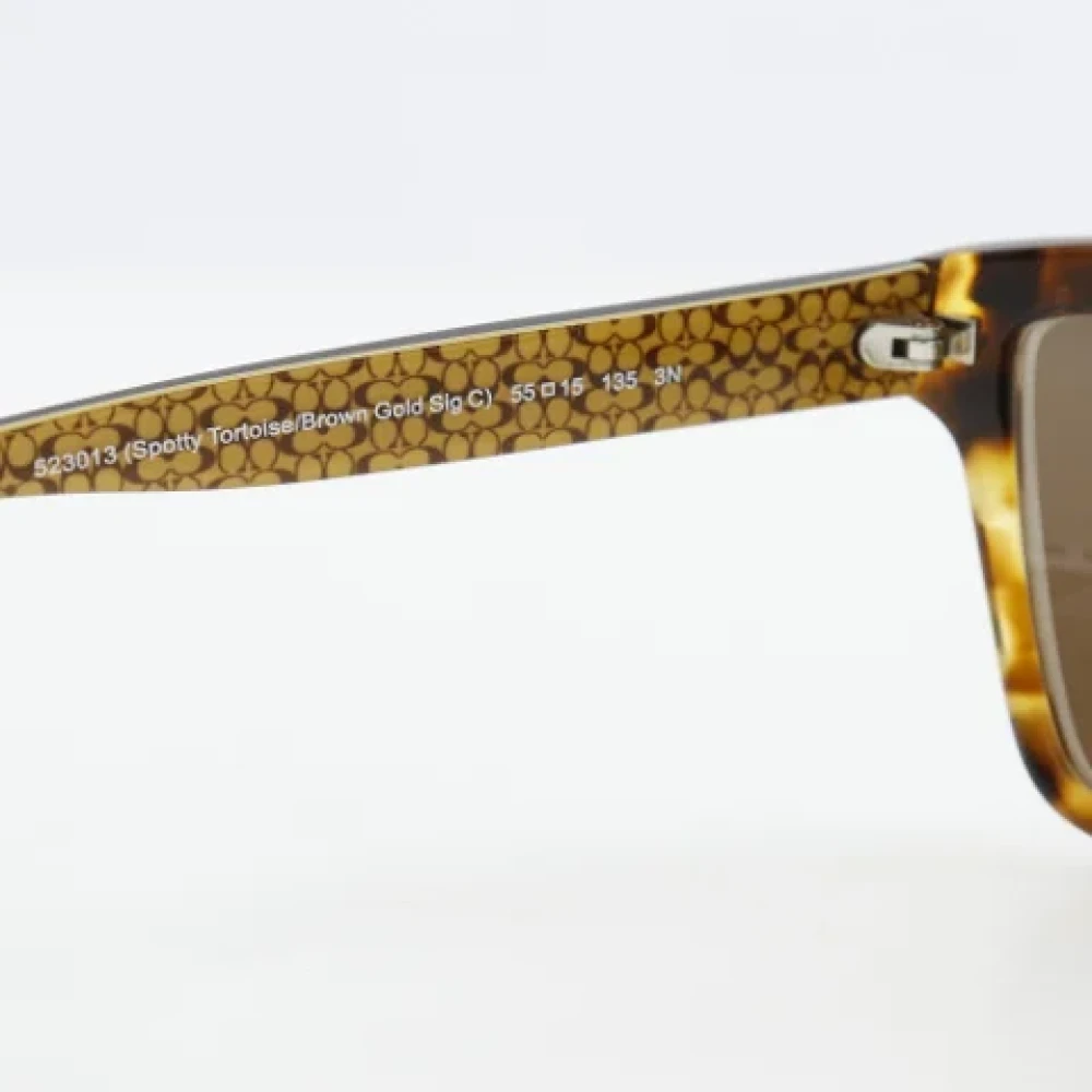 Coach Pre-owned Plastic sunglasses Brown Dames