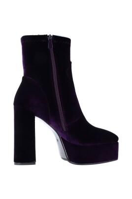 heeled-boots