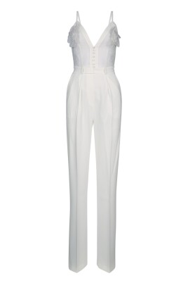 combinaison-chic-avec-detail-dapplique