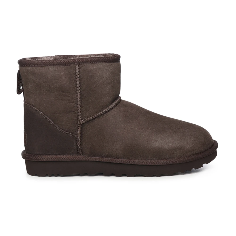Suede Ankle Boots in Cocoa - UGG - Modalova