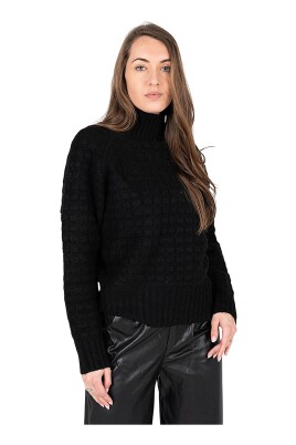 loose-frandz-golf-turtleneck