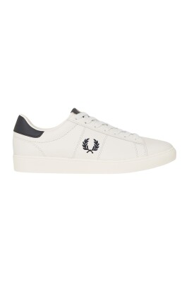 white-leather-tennis-sneakers-with-contrast-details