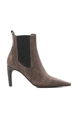 brown-boots-for-stylish-outfits