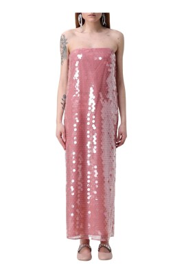 chic-peach-midi-dress-ruffled-hem