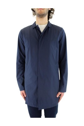 navy-blue-long-sleeve-jacket