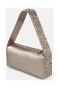 sac-a-main-avec-poignee-cloutee