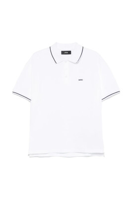 polo-blanc-en-coton-a-boutons